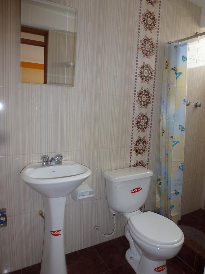 פונו Hostal Milagros Inn - Samary Inn מראה חיצוני תמונה